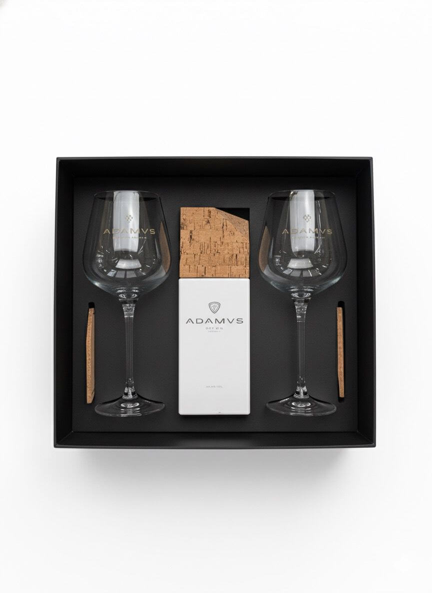 ADAMVS GIN CL.70 + 2 GLASSES + 2 COASTERS